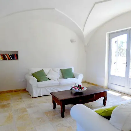 Trulli Della Torre - *