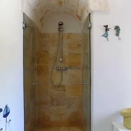 Trulli Della Torre - *